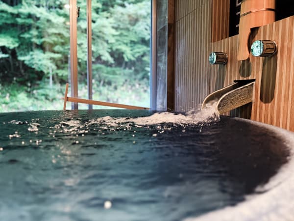 別館【和モダンスイート和洋室】63平米　客室半露天風呂付