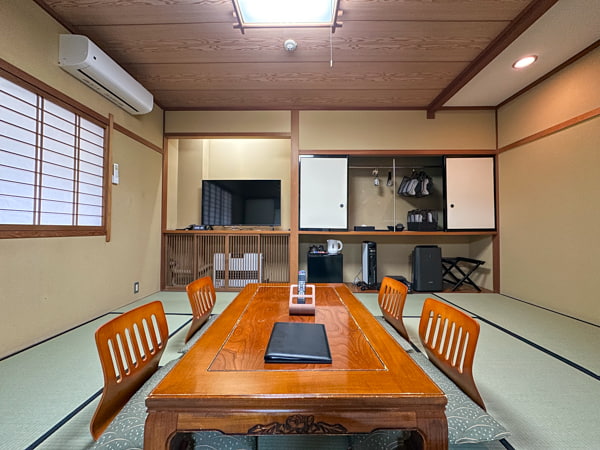 【和美麗・臥龍の間】2間　45平米　トイレ＆バス付