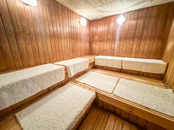 サウナ
