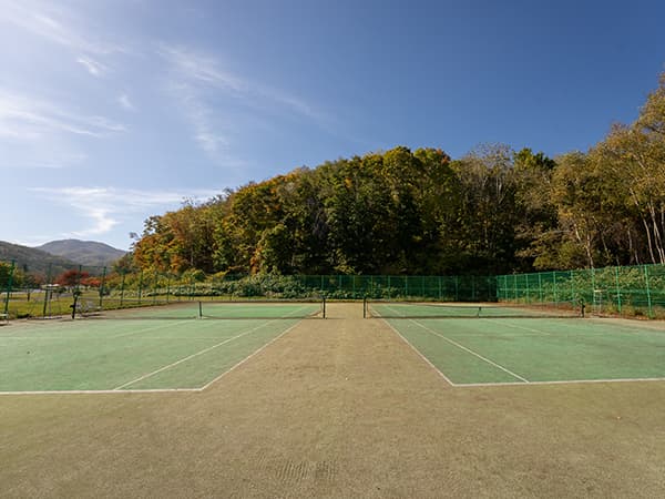 テニスコート