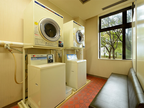 コインランドリー