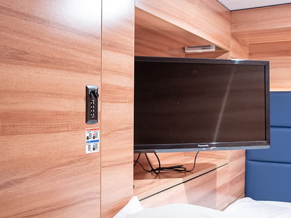 【MAX CABIN】