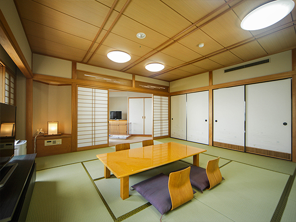 【和美麗Jrスイート】50㎡＋専用テラス8㎡　信楽焼露天風呂