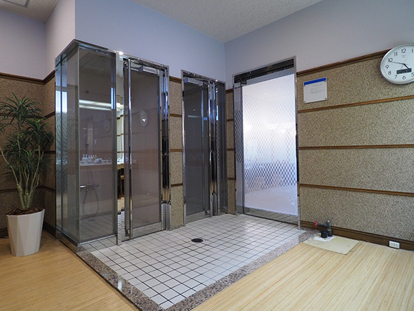 シャワールーム