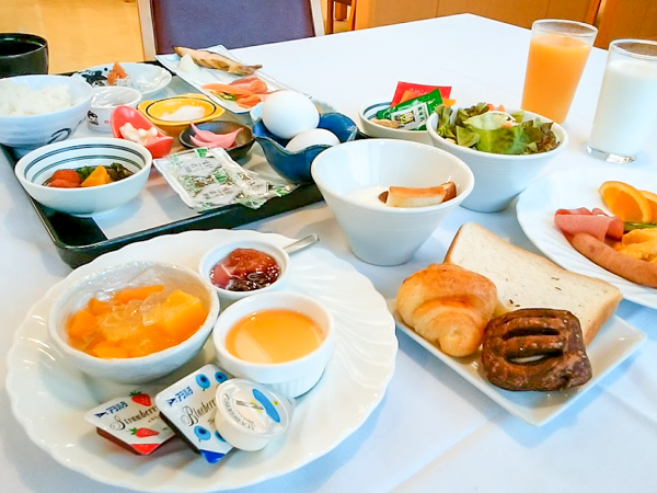 ビュッフェ（朝食例）