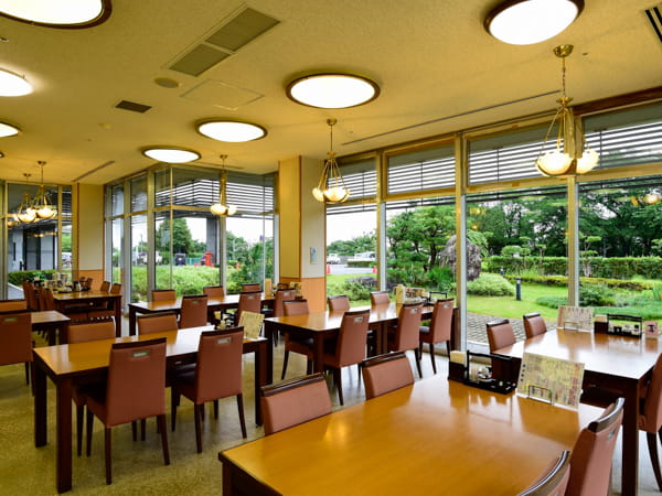 レストラン