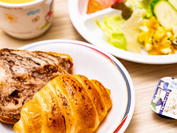 朝食一例