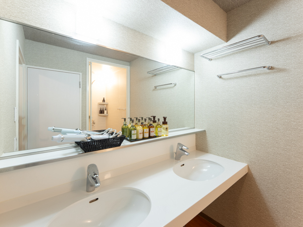 【和美麗スイート】60平米＋テラス10平米　信楽焼半露天風呂