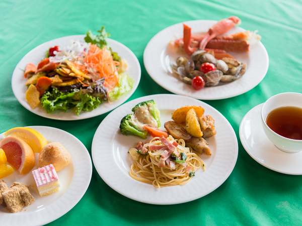 ビュッフェ（朝食）