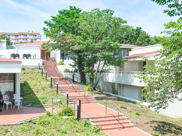 施設内