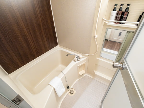 【和モダン和洋室】46平米露天岩風呂