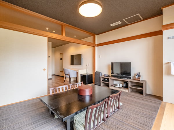 【和モダン和洋室】40平米＋テラス6平米信楽焼露天風呂