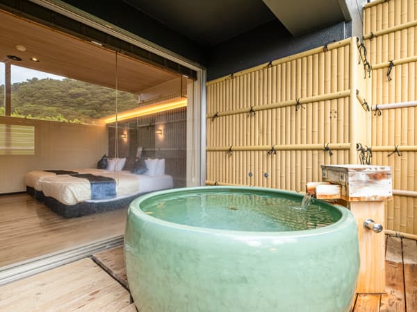 【洋モダン洋室】40平米＋テラス11平米信楽焼露天風呂