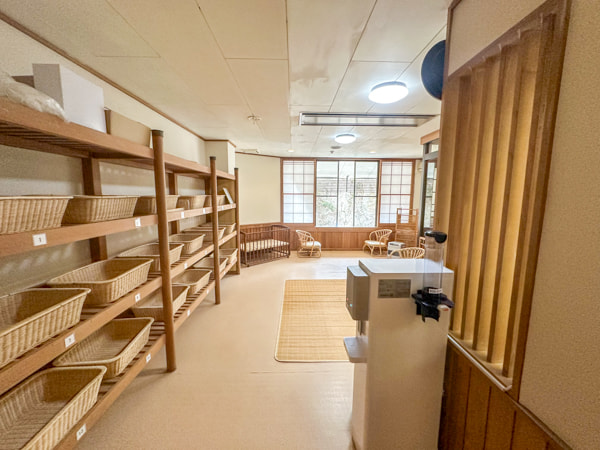 脱衣所（女湯）